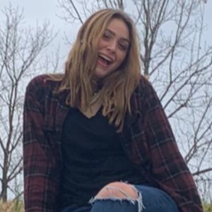 Meet your Posher, Hailey